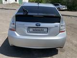 Toyota Prius 2010 года за 5 200 000 тг. в Караганда – фото 3