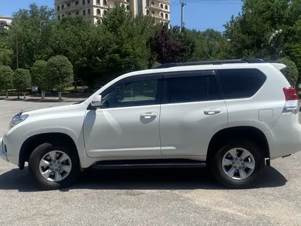 Toyota Land Cruiser Prado 2010 года за 13 200 000 тг. в Шымкент – фото 7