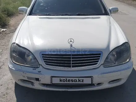 Mercedes-Benz S 320 2002 года за 4 500 000 тг. в Шу – фото 4