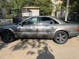 Audi A8 1995 года за 3 200 000 тг. в Уральск – фото 4