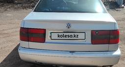 Volkswagen Passat 1994 годаүшін1 400 000 тг. в Караганда – фото 5