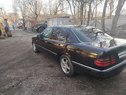 Mercedes-Benz E 280 1996 года за 3 000 000 тг. в Тараз – фото 4