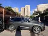 Hyundai Santa Fe 2020 года за 11 800 000 тг. в Алматы – фото 2