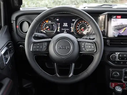 Jeep Wrangler Rubicon 2025 года за 34 400 000 тг. в Алматы – фото 4
