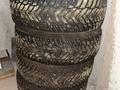 Шины зимние шипованные со штампованными дисками за 130 000 тг. в Астана