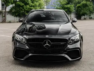 Mercedes-Benz E 63 AMG