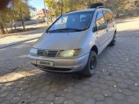 Volkswagen Sharan 1996 годаfor1 600 000 тг. в Уральск