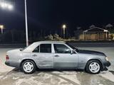 Mercedes-Benz E 230 1991 года за 700 000 тг. в Тараз – фото 3