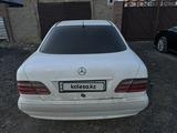 Mercedes-Benz E 240 2000 года за 3 495 000 тг. в Астана – фото 2