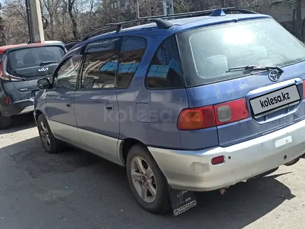 Toyota Ipsum 1997 года за 3 000 000 тг. в Алматы – фото 2