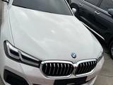 BMW 520 2021 года за 26 100 000 тг. в Алматы – фото 2