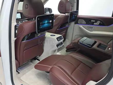 Mercedes-Maybach GLS 600 4MATIC 2023 года за 85 500 000 тг. в Алматы – фото 17