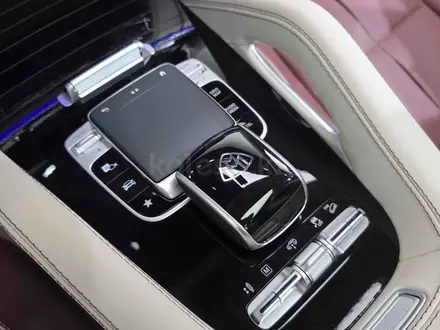 Mercedes-Maybach GLS 600 4MATIC 2023 года за 85 500 000 тг. в Алматы – фото 15