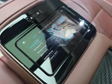 Mercedes-Maybach GLS 600 4MATIC 2023 года за 85 500 000 тг. в Алматы – фото 19