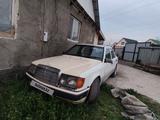 Mercedes-Benz E 230 1993 года за 750 000 тг. в Алматы