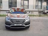 Hyundai Santa Fe 2016 года за 11 300 000 тг. в Алматы