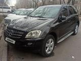 Mercedes-Benz ML 500 2005 годаүшін5 800 000 тг. в Алматы – фото 2