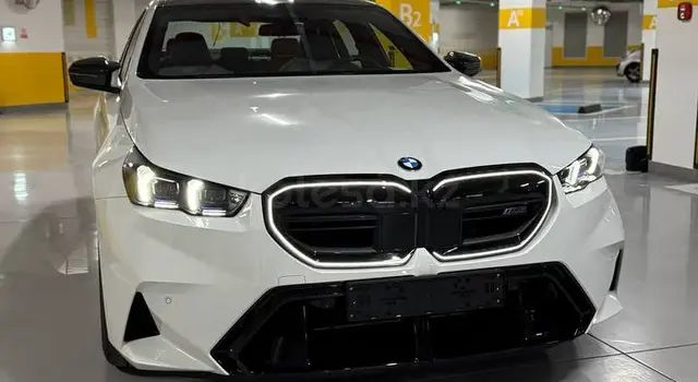 BMW M5, 2025