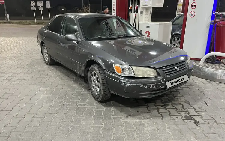 Toyota Camry 2000 года за 3 100 000 тг. в Тараз