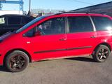 Ford Galaxy 2005 годаүшін4 200 000 тг. в Сатпаев