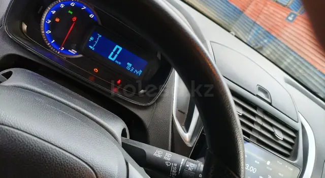 Chevrolet Tracker, 2015