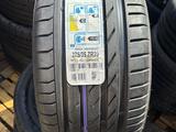 Nokian Hakka Black 275/35ZR20 102Y за 45 000 тг. в Алматы