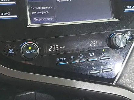 Toyota Camry 2020 года за 12 130 000 тг. в Астана – фото 19