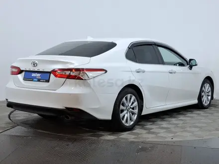 Toyota Camry 2020 года за 12 130 000 тг. в Астана – фото 5