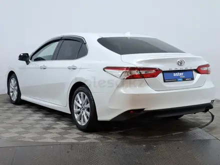 Toyota Camry 2020 года за 12 130 000 тг. в Астана – фото 7