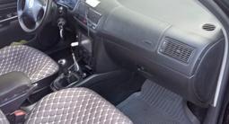 Volkswagen Golf 2002 годаүшін2 700 000 тг. в Макинск – фото 4