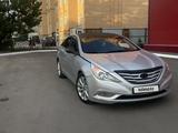 Hyundai Sonata 2011 годаүшін5 150 000 тг. в Караганда – фото 2