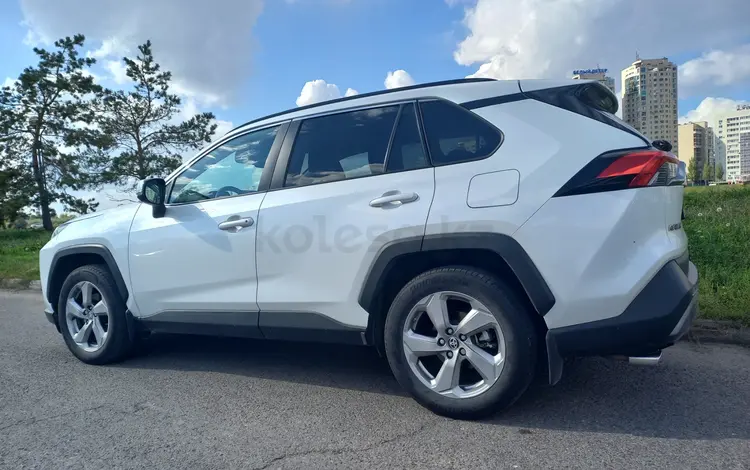 Toyota RAV4 2021-2024 (225х60 R18) Nokian Nordman 7 + ориг. Диски, комплект за 500 000 тг. в Астана