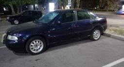 Audi A4 1995 года за 999 000 тг. в Астана