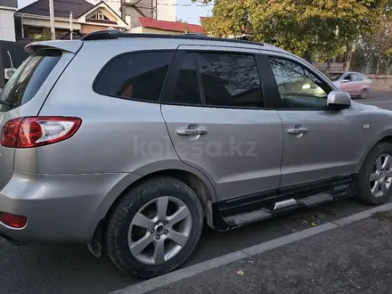 Hyundai Santa Fe 2007 года за 4 000 000 тг. в Шымкент – фото 3