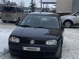 Volkswagen Golf 2000 годаүшін3 200 000 тг. в Алматы