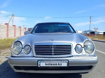 Mercedes-Benz E 320 1997 года за 2 500 000 тг. в Талдыкорган