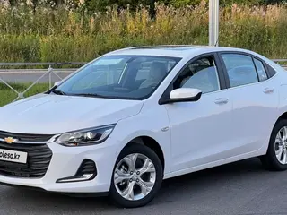 Chevrolet Onix Premier 1
