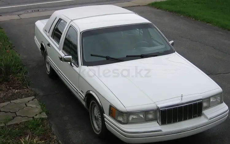 Lincoln Town Car 1992 года за 10 000 тг. в Уральск