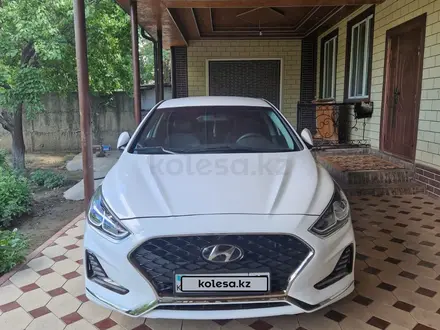 Hyundai Sonata 2022 года за 9 500 000 тг. в Шымкент – фото 2