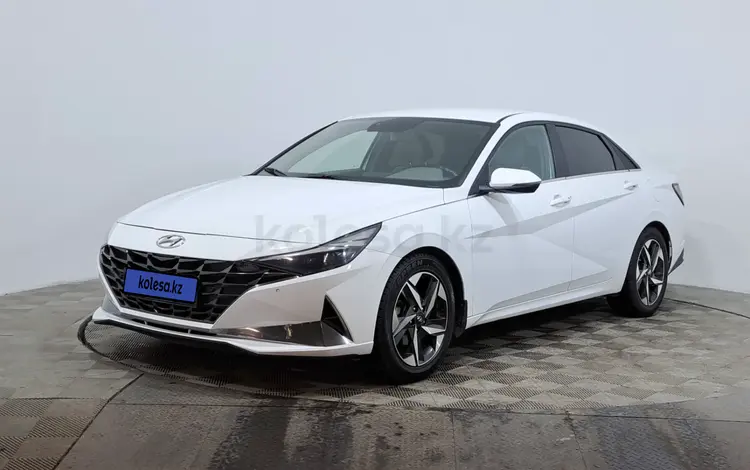Hyundai Elantra 2021 года за 8 100 000 тг. в Астана