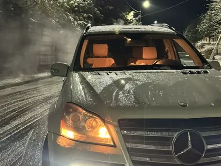 Mercedes-Benz GL 550 2008 года за 11 000 000 тг. в Алматы – фото 3