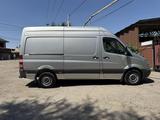 Mercedes-Benz Sprinter 2010 года за 13 000 000 тг. в Алматы – фото 3