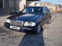 Mercedes-Benz C 180 1995 года за 1 500 000 тг. в Караганда