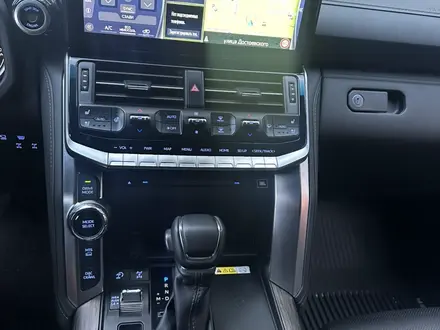 Toyota Land Cruiser 2021 года за 43 900 000 тг. в Павлодар – фото 17