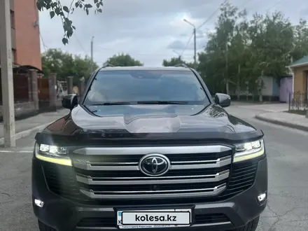 Toyota Land Cruiser 2021 года за 43 900 000 тг. в Павлодар