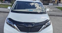 Toyota Sienna 2017 года за 13 000 000 тг. в Актобе – фото 2