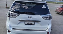 Toyota Sienna 2017 года за 13 000 000 тг. в Актобе – фото 3