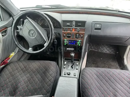 Mercedes-Benz C 280 1994 года за 2 400 000 тг. в Караганда – фото 10