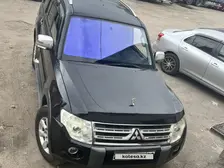 Mitsubishi Pajero, 2009