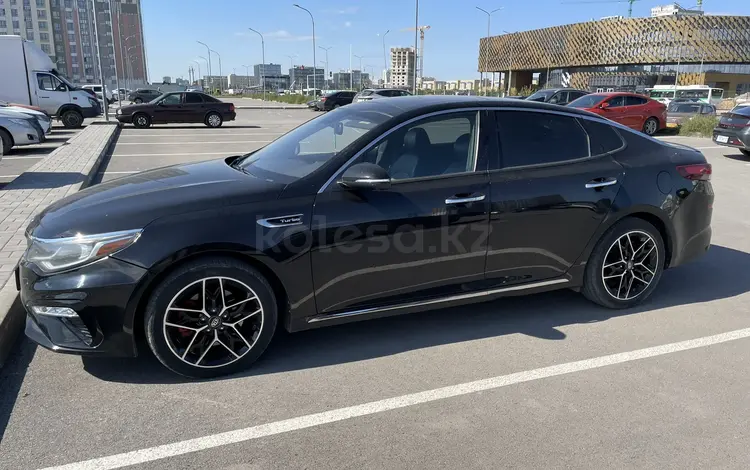 Kia Optima 2019 года за 9 500 000 тг. в Астана